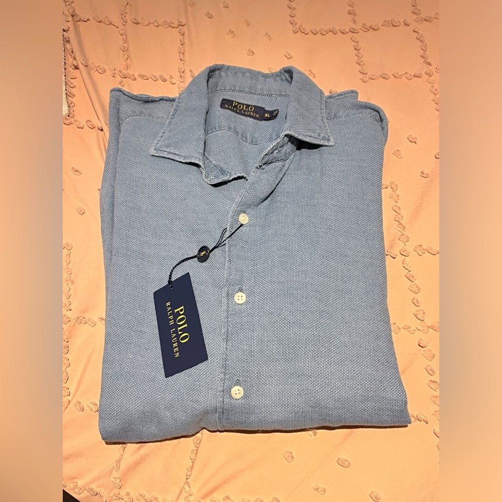 BNWT men’s button down XL polo shirt